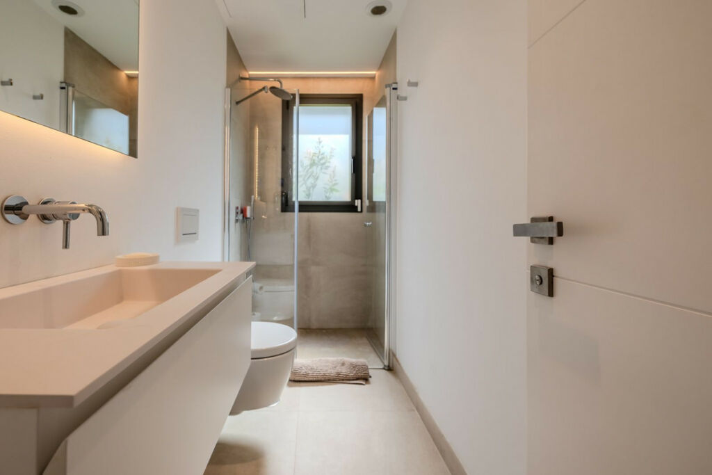 Detached Villa Puerto Banús Málaga - image 13