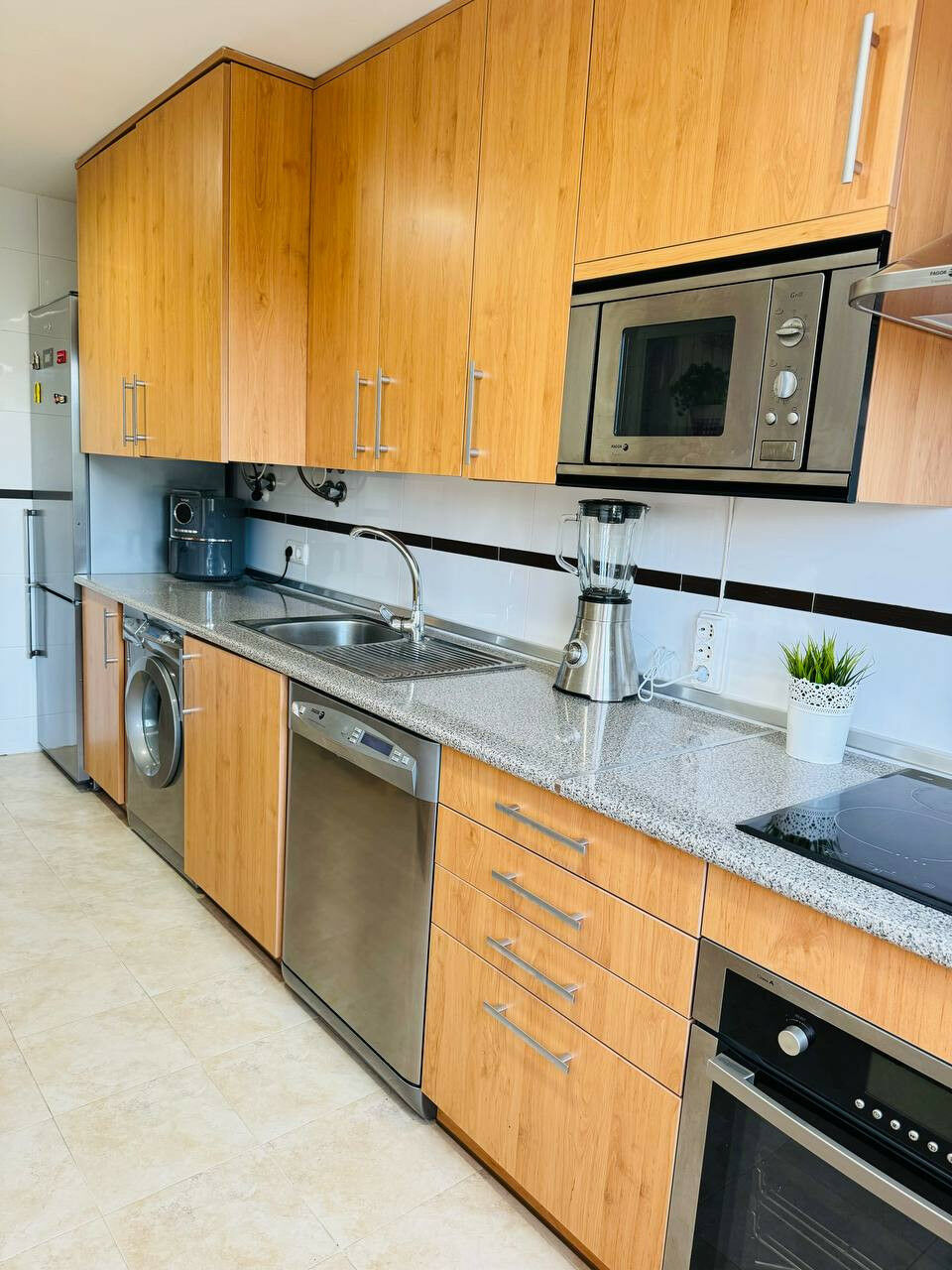 Penthouse Estepona Málaga - image 13
