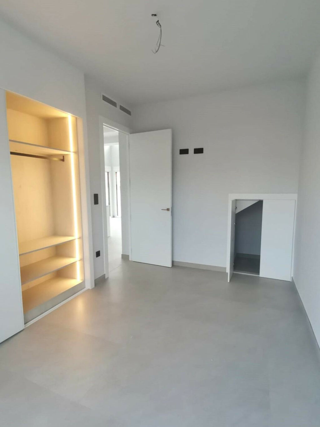 Detached Villa Los Montesinos Alicante - image 13