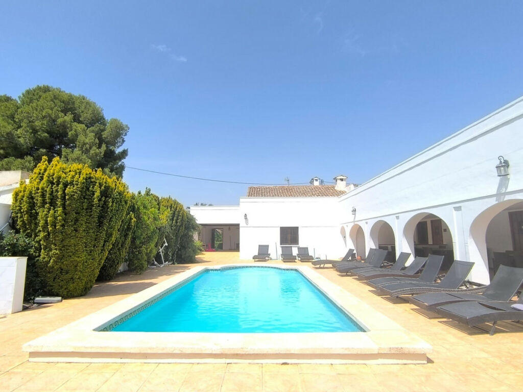Detached Villa Villena Alicante - image 13