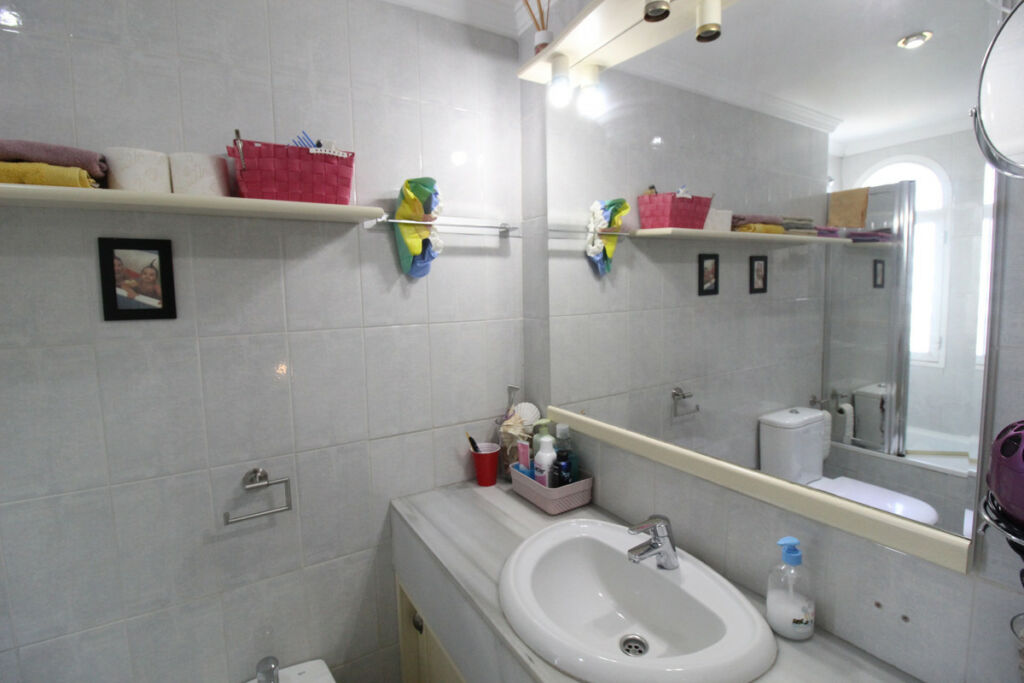 Townhouse Nueva Andalucía Málaga - image 14