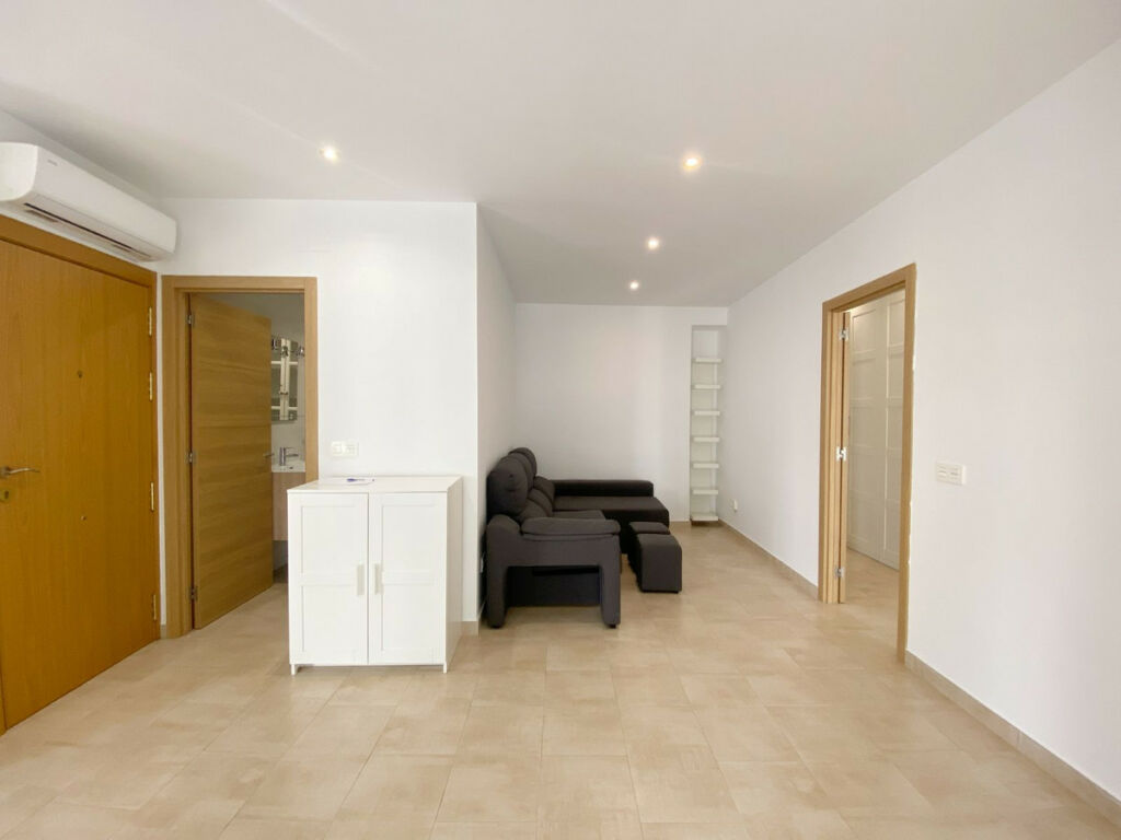 Middle Floor Apartment Marbella Málaga - image 13