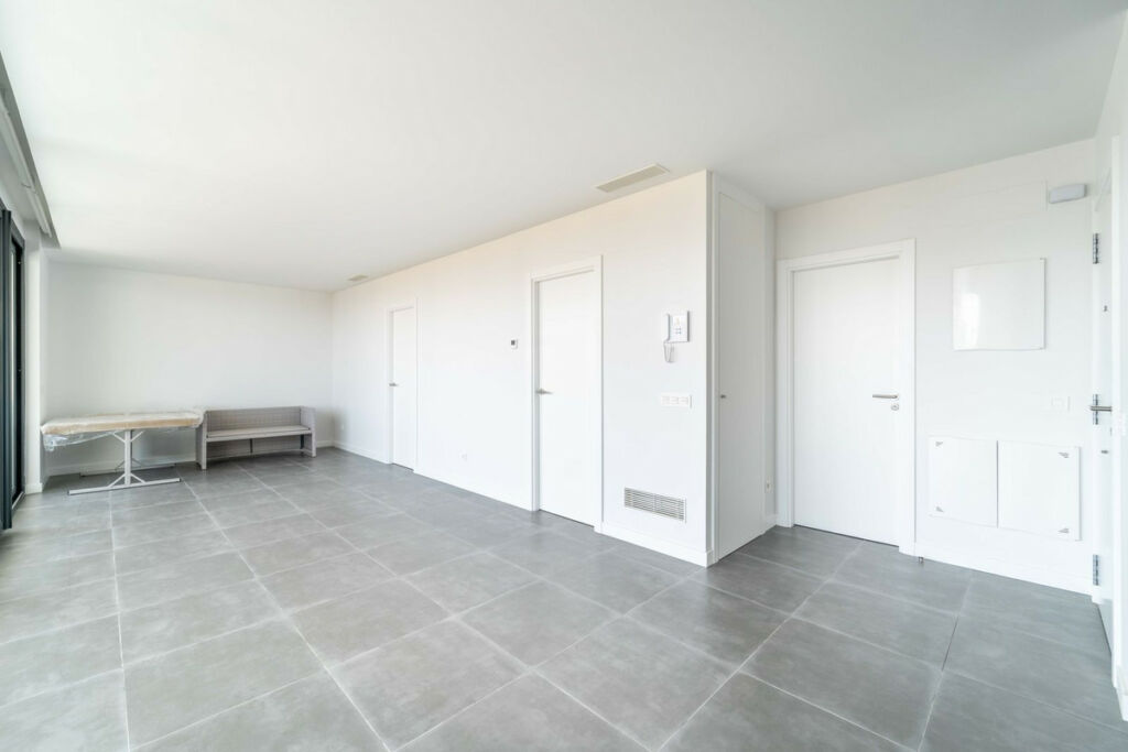 Middle Floor Apartment Fuengirola Málaga - image 13