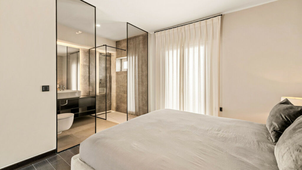 Middle Floor Apartment Puerto Banús Málaga - image 13