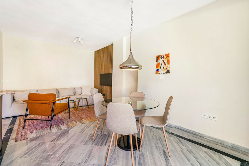 Middle Floor Apartment Marbella Málaga - image 13