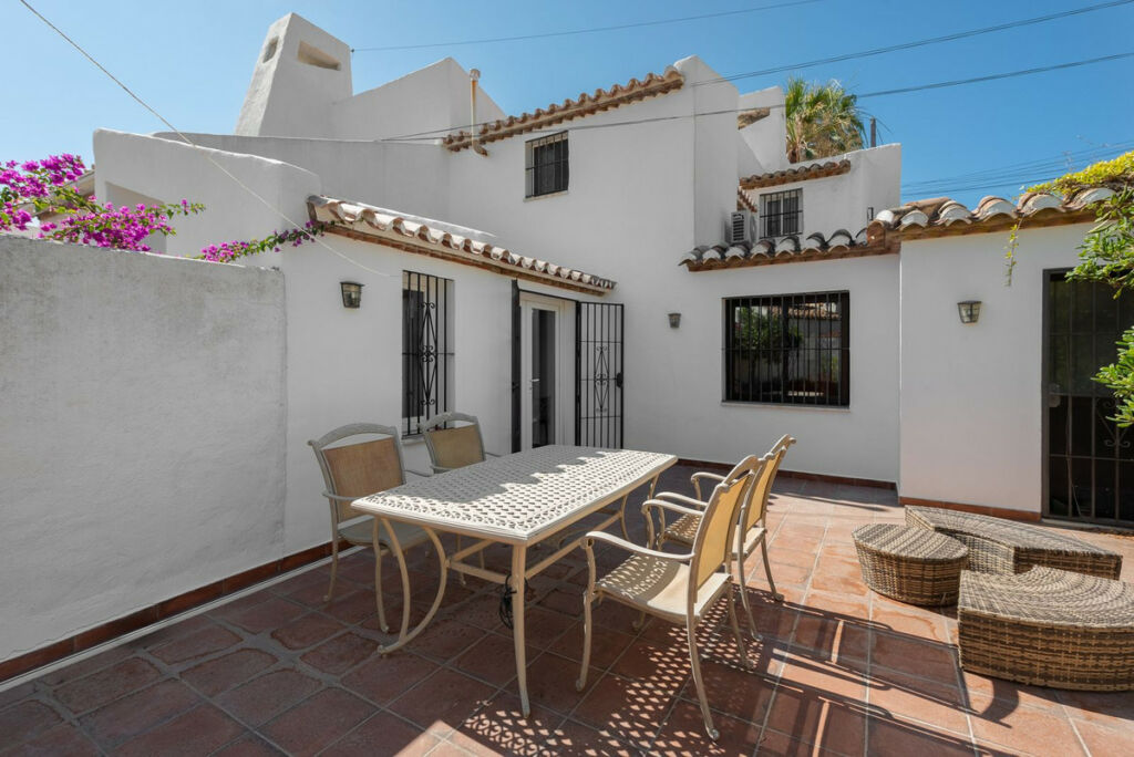 Semi-Detached House Estepona Málaga - image 13
