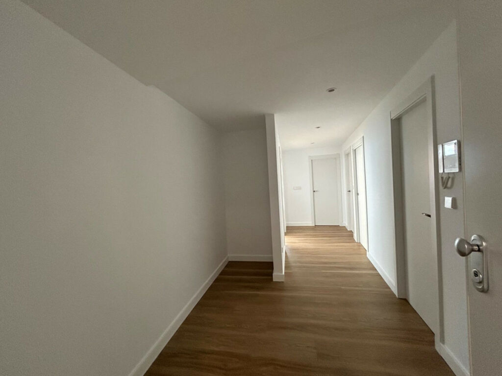 Middle Floor Apartment Benidorm Alicante - image 13