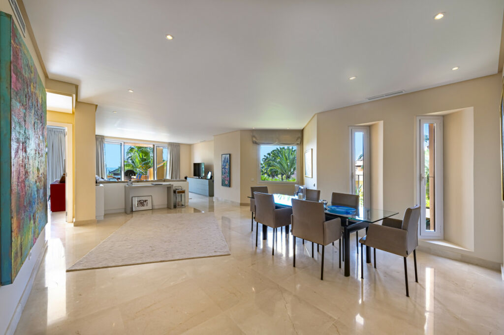 Penthouse The Golden Mile Málaga - image 13
