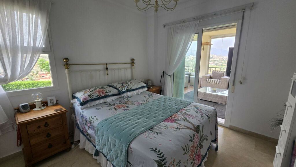 Ground Floor Apartment La Cala Hills Málaga - image 17