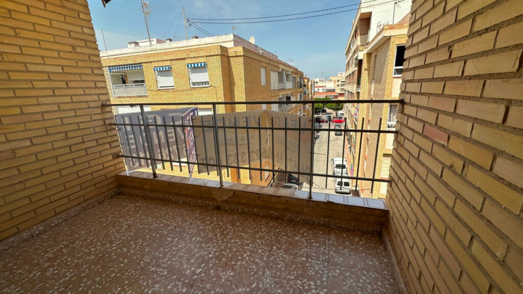Middle Floor Apartment Guardamar del Segura Alicante - image 13