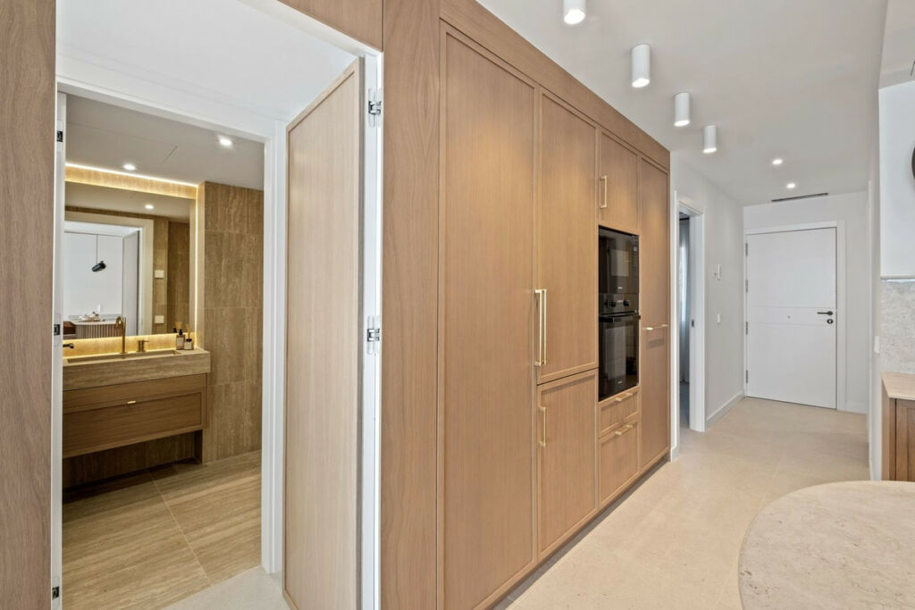 Middle Floor Apartment Fuengirola Málaga - image 14