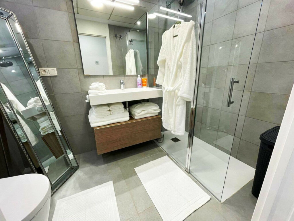Middle Floor Apartment Villajoyosa Alicante - image 13