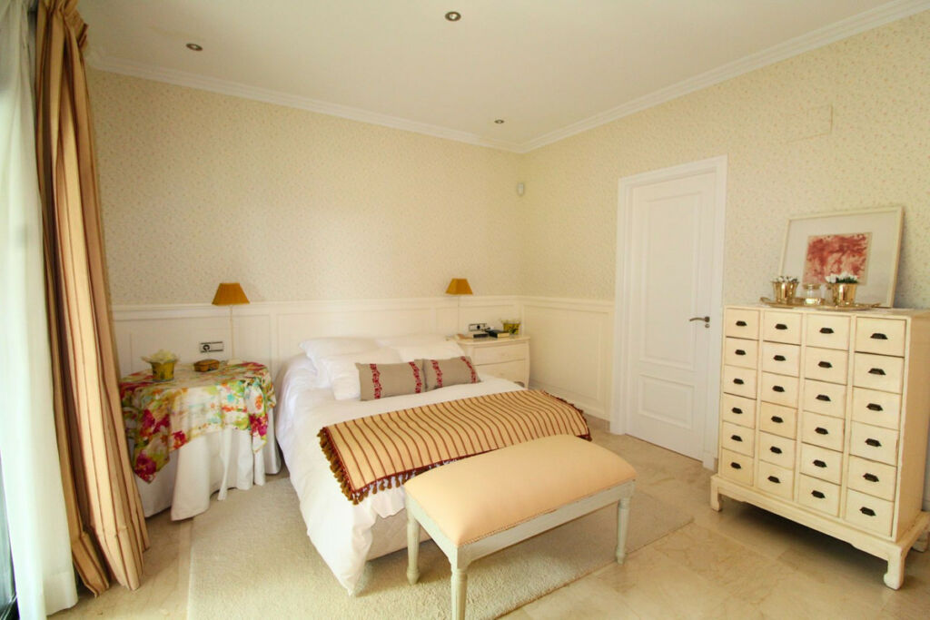 Middle Floor Apartment San Roque Club Cádiz - image 13