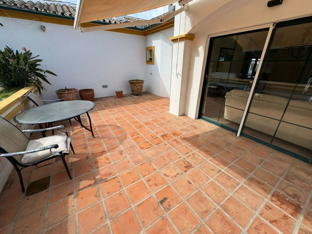 Townhouse Riviera del Sol Málaga - image 13