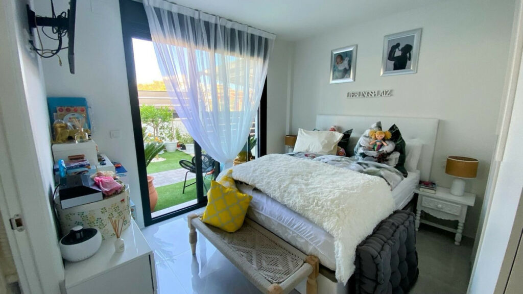 Detached Villa Finestrat Alicante - image 13