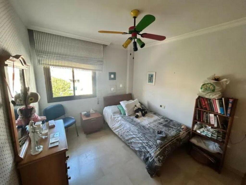 Top Floor Apartment Estepona Málaga - image 13