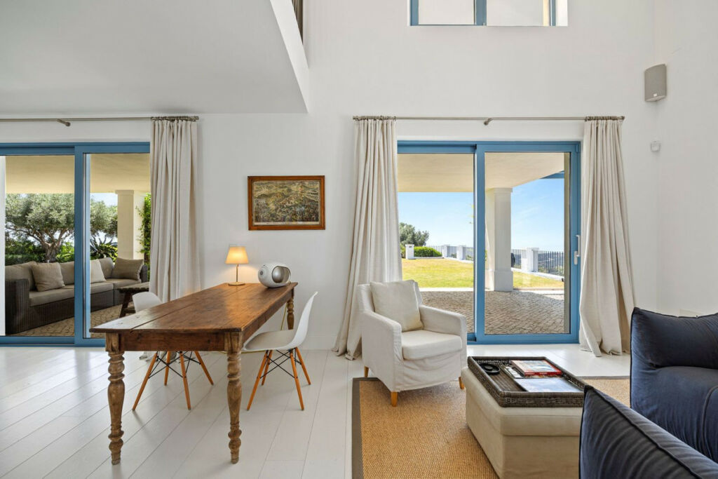 Detached Villa Benahavís Málaga - image 13