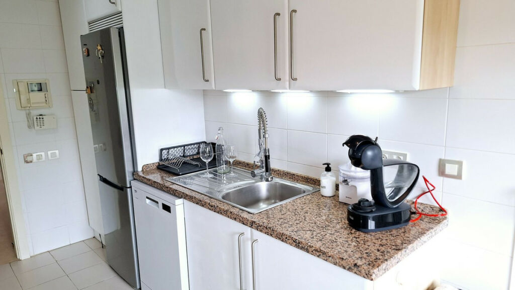 Ground Floor Apartment La Duquesa Málaga - image 13