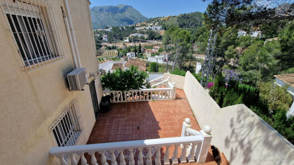 Detached Villa Adsubia Alicante - image 14