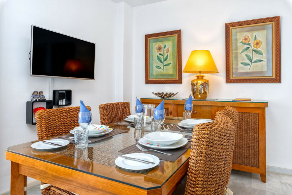 Penthouse Calahonda Málaga - image 10