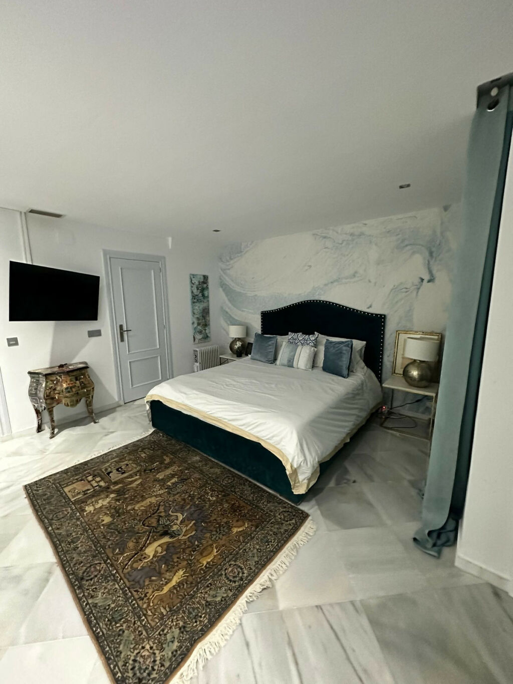 Townhouse Aloha Málaga - image 14