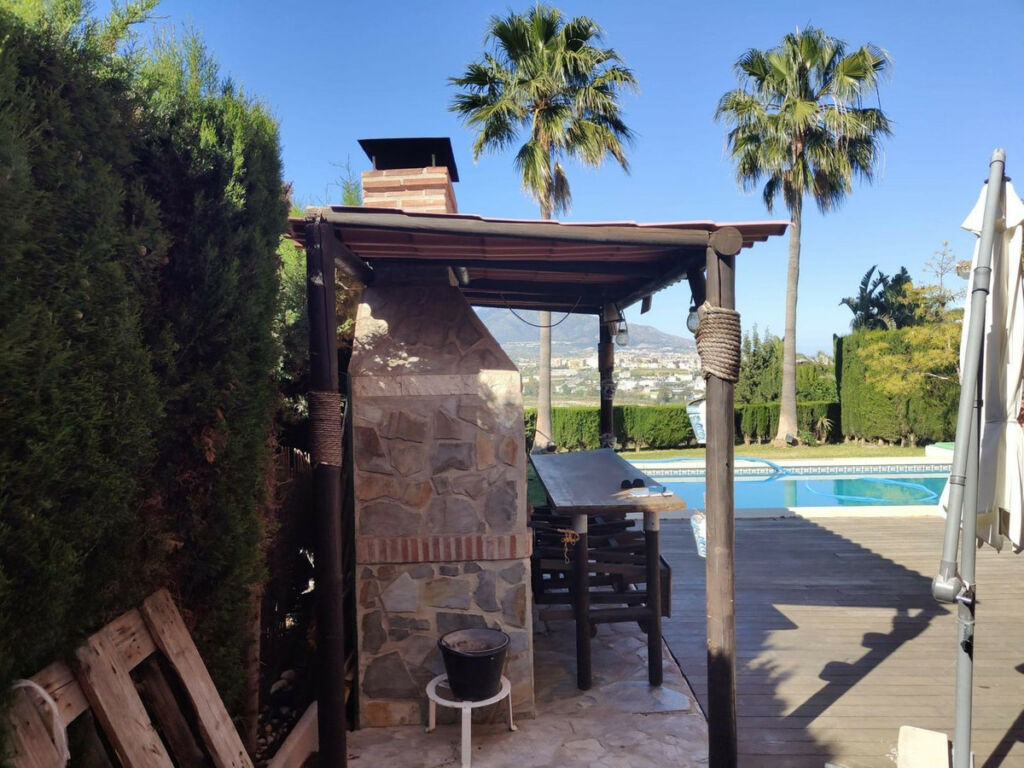 Detached Villa Cerros del Aguila Málaga - image 14