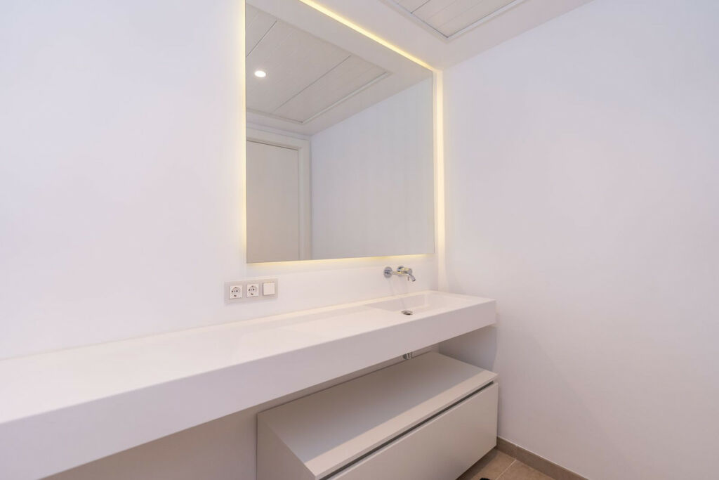 Middle Floor Apartment Estepona Málaga - image 14