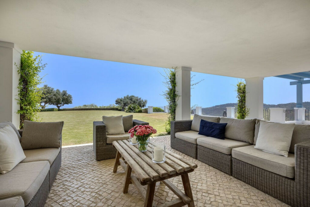 Detached Villa Benahavís Málaga - image 14