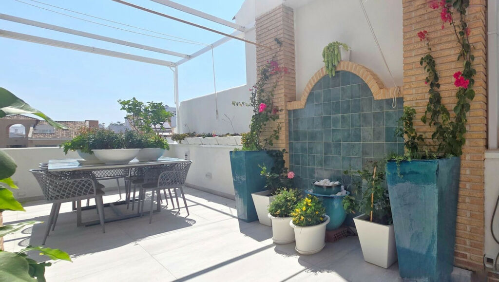 Detached Villa Benalmadena Pueblo Málaga - image 14