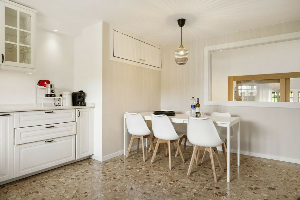 Detached Villa Alhaurín de la Torre Málaga - image 14