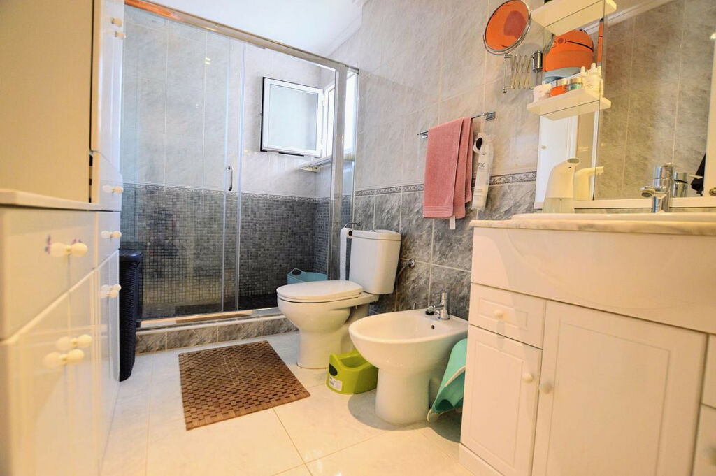 Detached Villa Los Altos Alicante - image 14