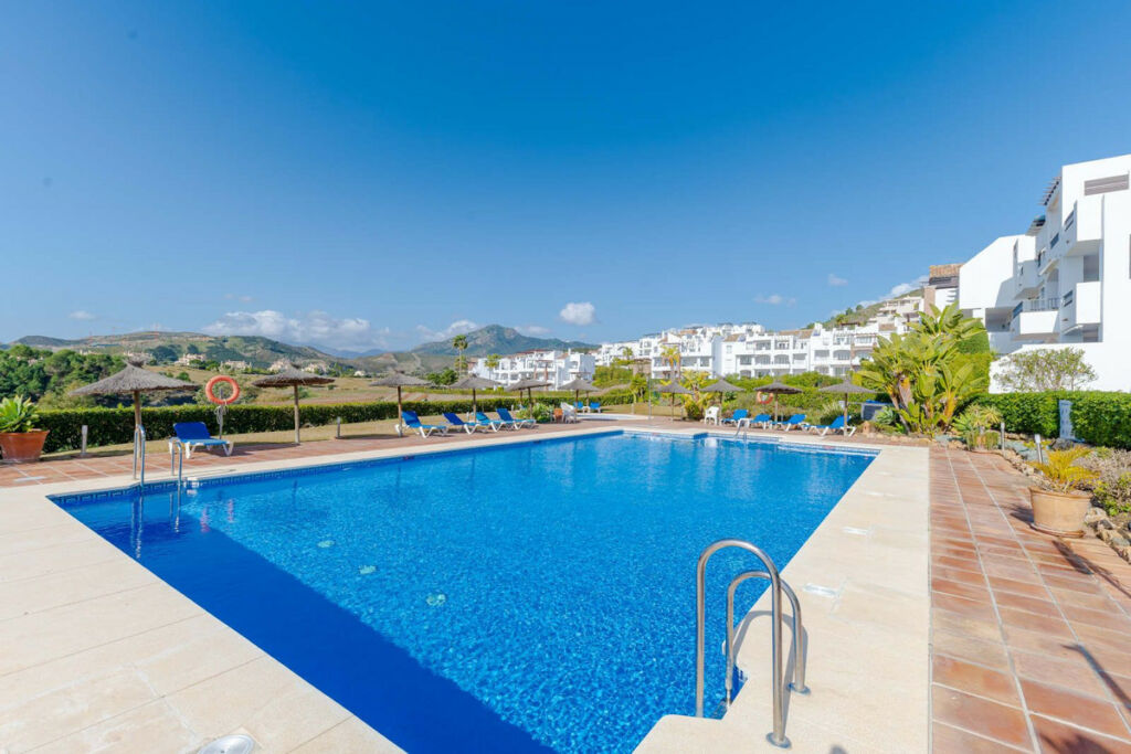Top Floor Apartment Los Arqueros Málaga - image 14