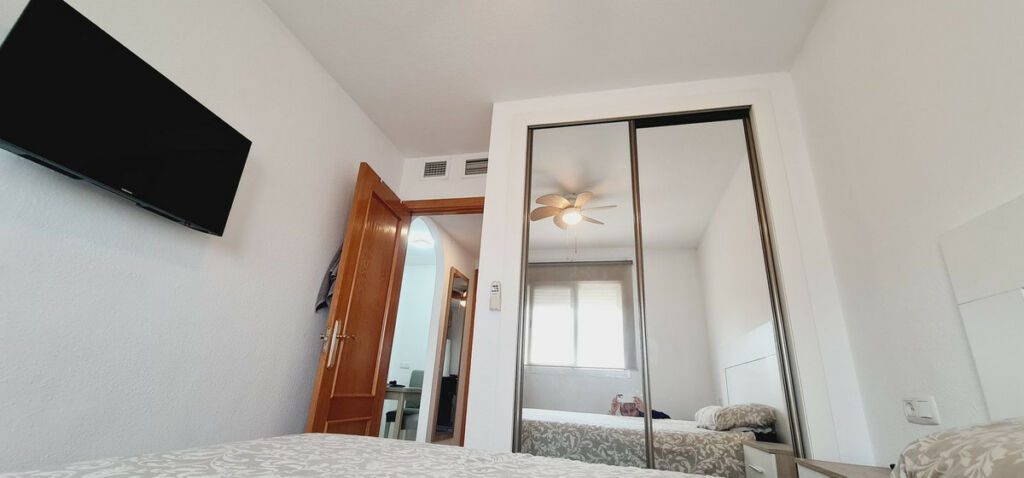 Middle Floor Apartment Torremolinos Málaga - image 14
