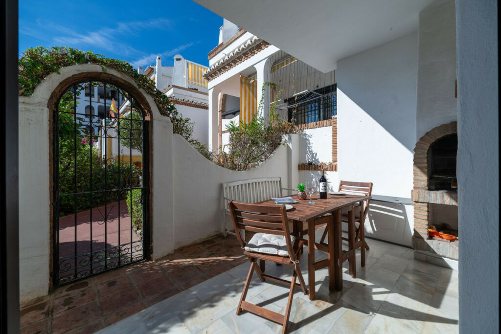 Ground Floor Apartment Calahonda Málaga - image 14