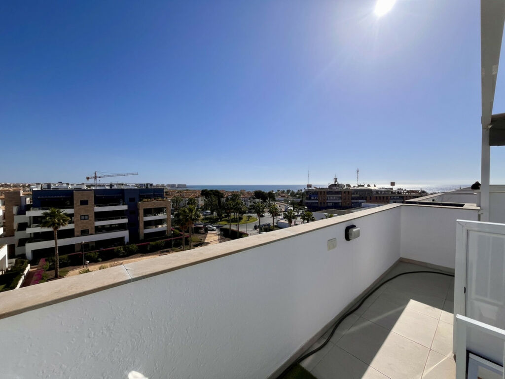 Penthouse Playa Flamenca Alicante - image 14