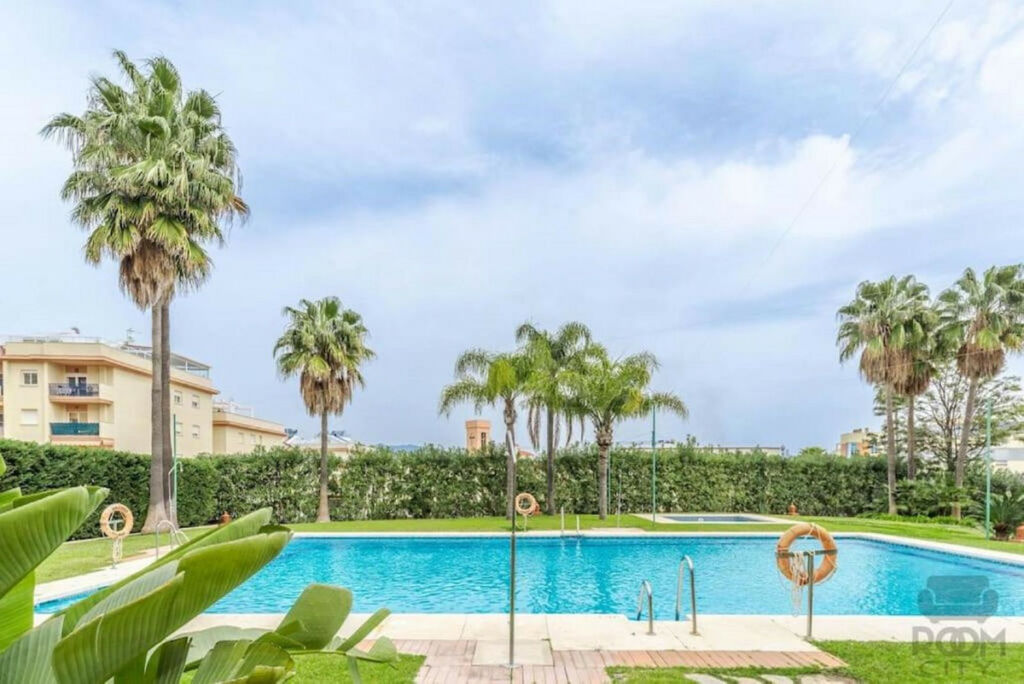 Top Floor Apartment Estepona Málaga - image 14