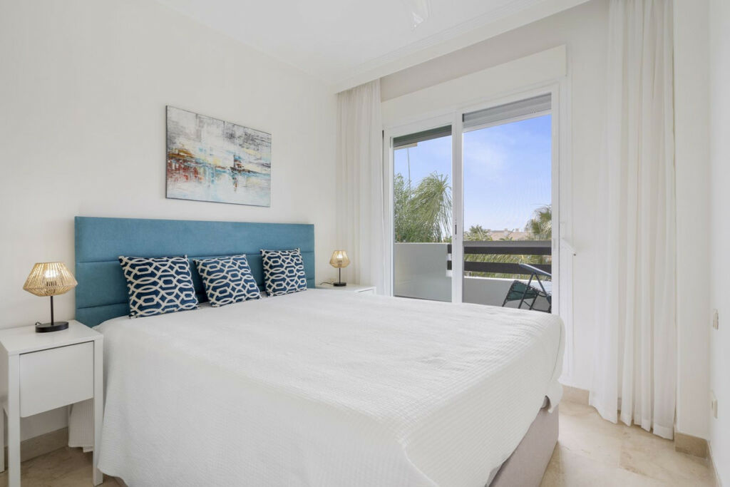 Middle Floor Apartment Calanova Golf Málaga - image 14