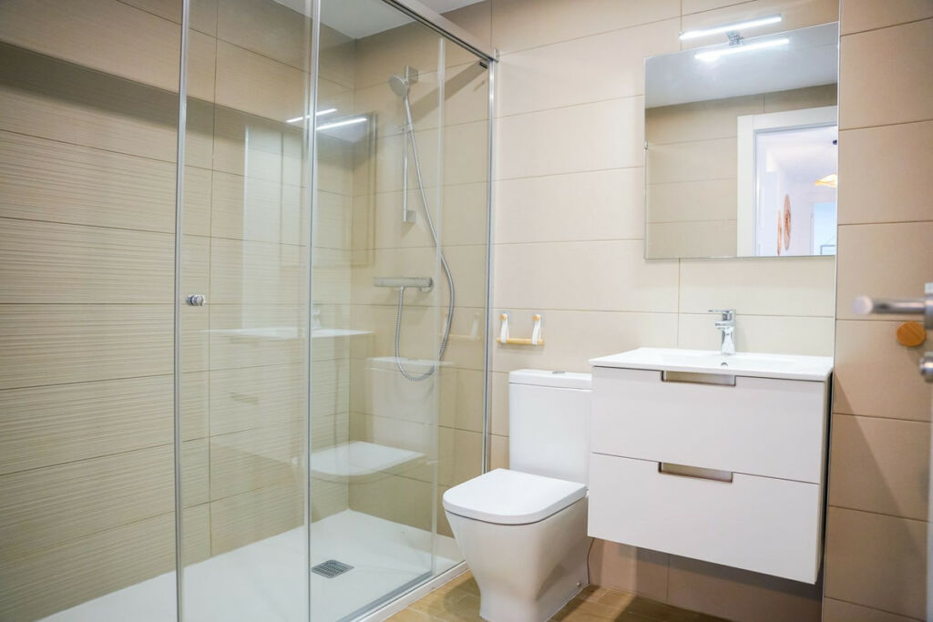 Middle Floor Apartment Estepona Málaga - image 14