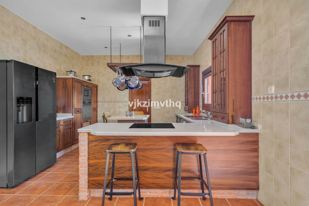 Detached Villa Benahavís Málaga - image 16