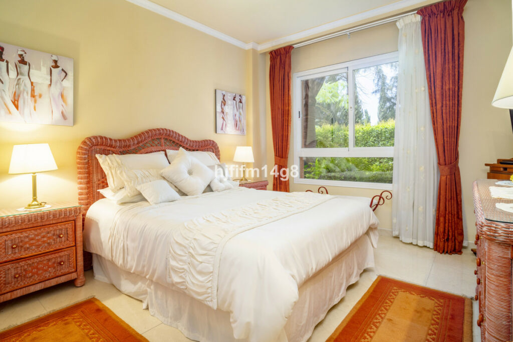 Ground Floor Apartment Puerto Banús Málaga - image 14