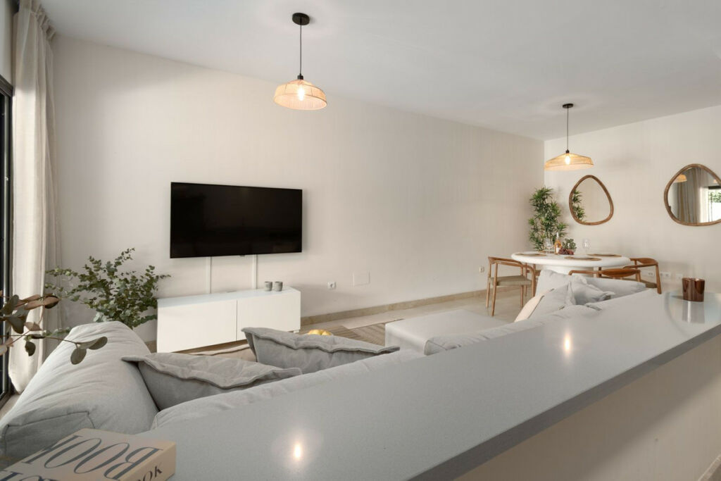 Ground Floor Apartment Los Flamingos Málaga - image 14