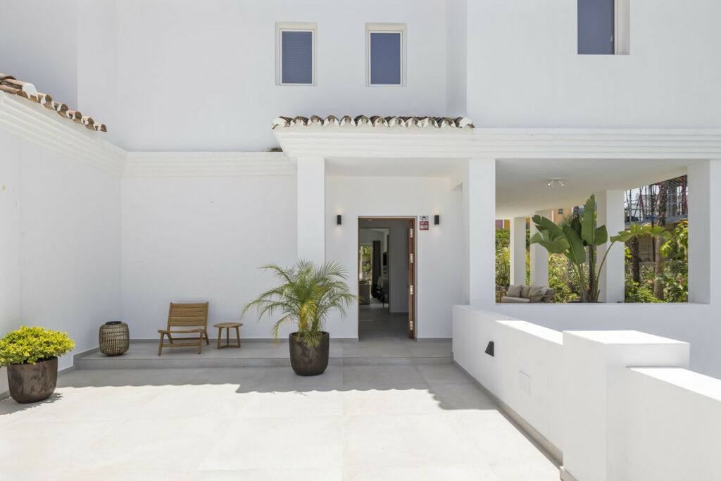 Detached Villa Casares Playa Málaga - image 14