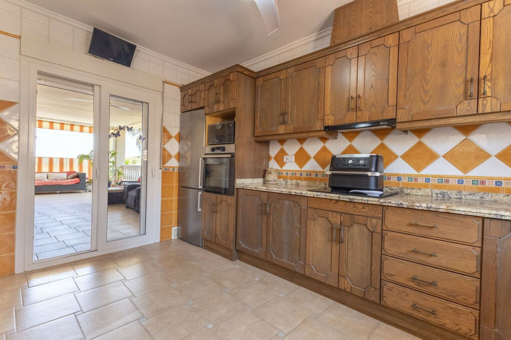 Detached Villa Algorfa Alicante - image 14