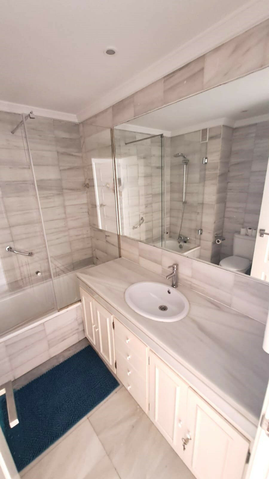 Middle Floor Apartment Puerto Banús Málaga - image 14