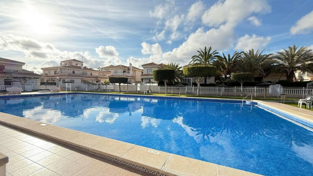 Bungalow Orihuela Costa Alicante - image 14