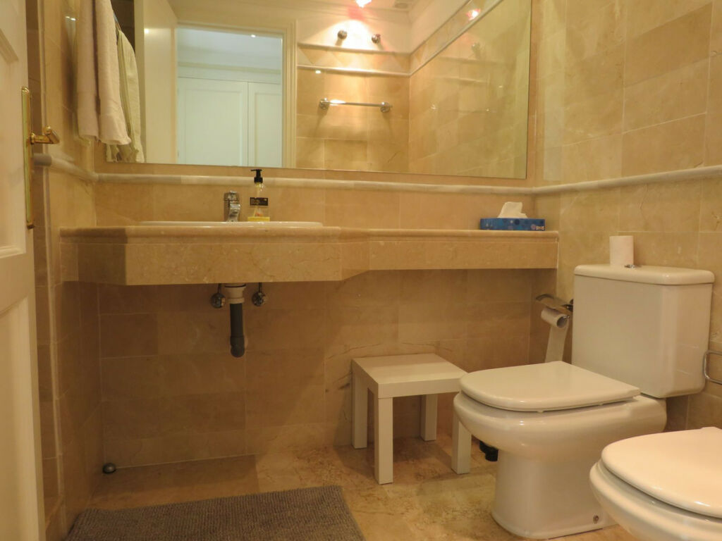 Ground Floor Apartment Elviria Málaga - image 14