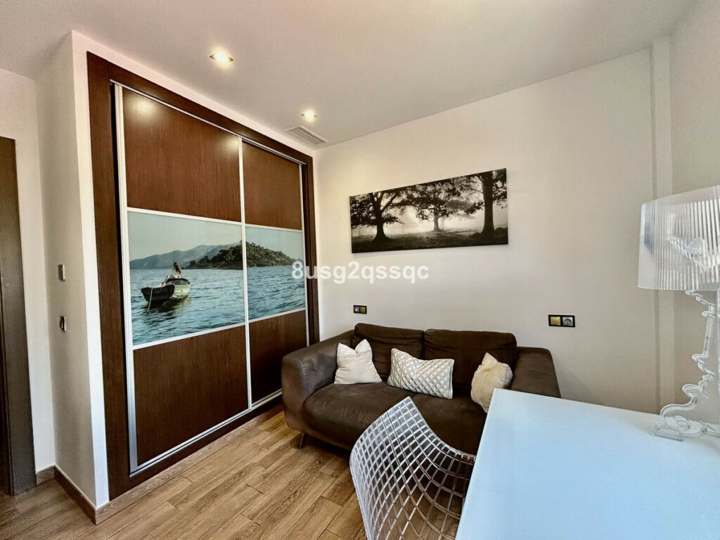 Top Floor Apartment Istán Málaga - image 12