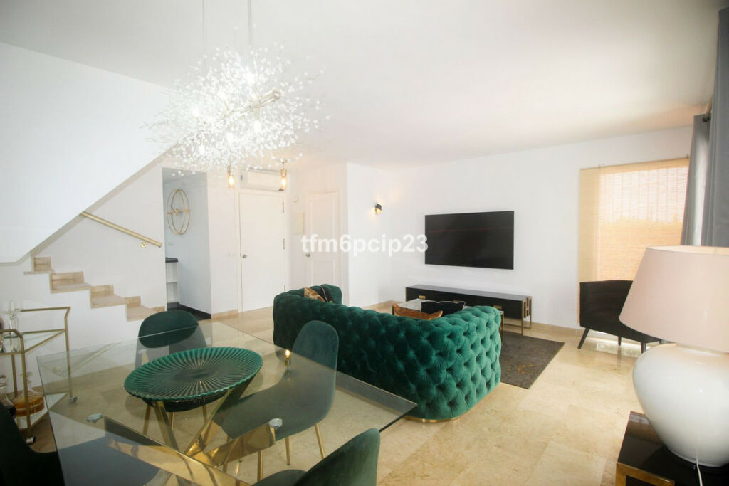 Semi-Detached House La Duquesa Málaga - image 14