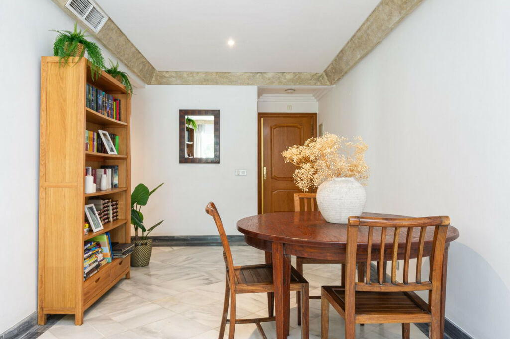 Middle Floor Apartment Marbella Málaga - image 13