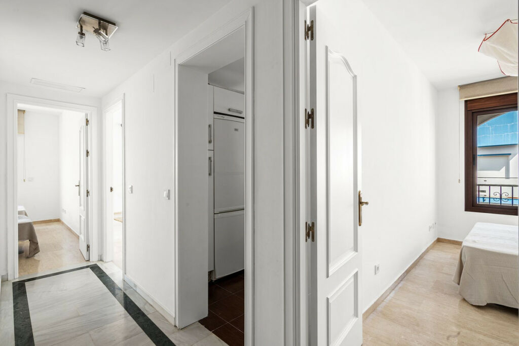 Top Floor Apartment Estepona Málaga - image 14